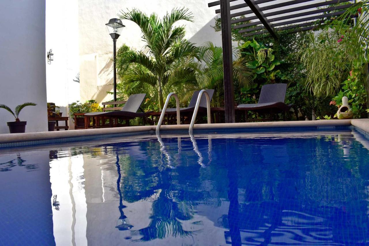 Hotel Casa Rosario Valladolid  Exterior photo
